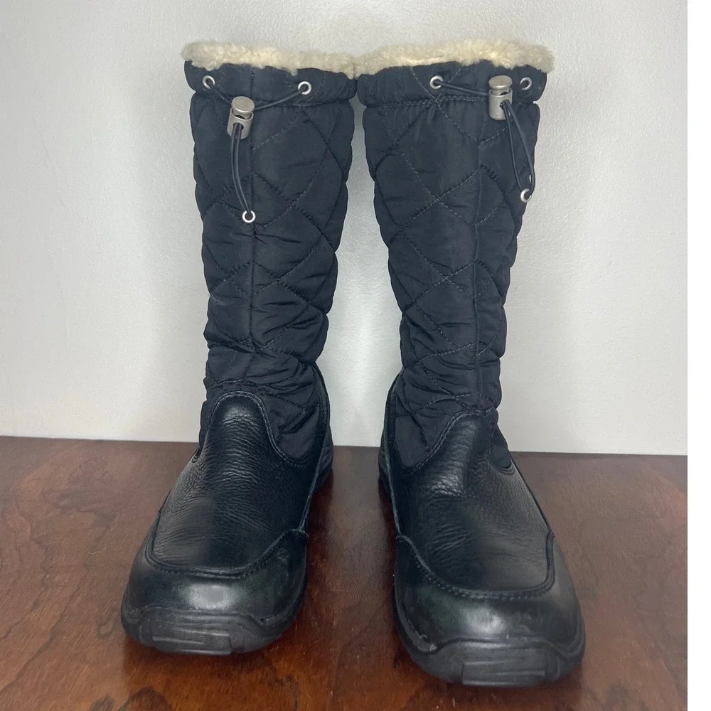 Ugg Australia 5160 Waterproof Quilted Winter Boots Black Women's Size 8 Vibram